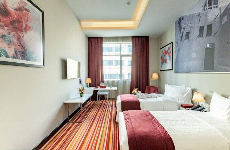 Gravity Hotel