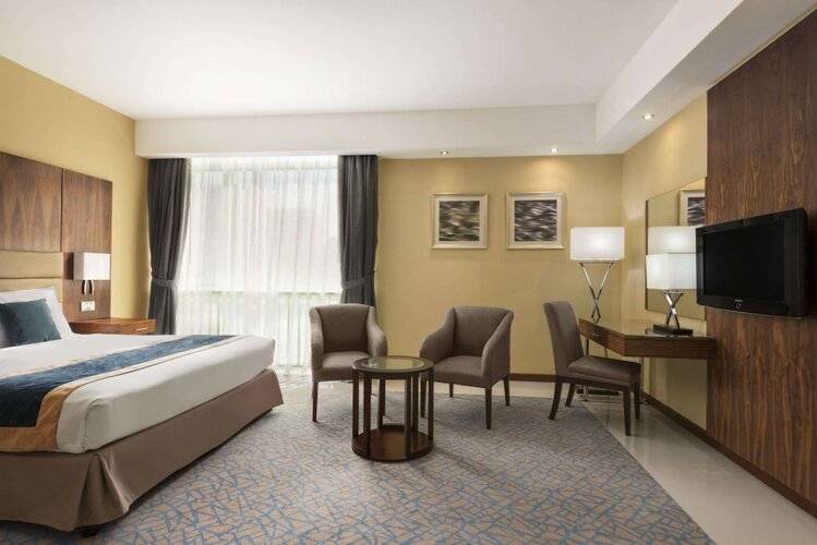 Howard Johnson By Wyndham Abu Dhabi