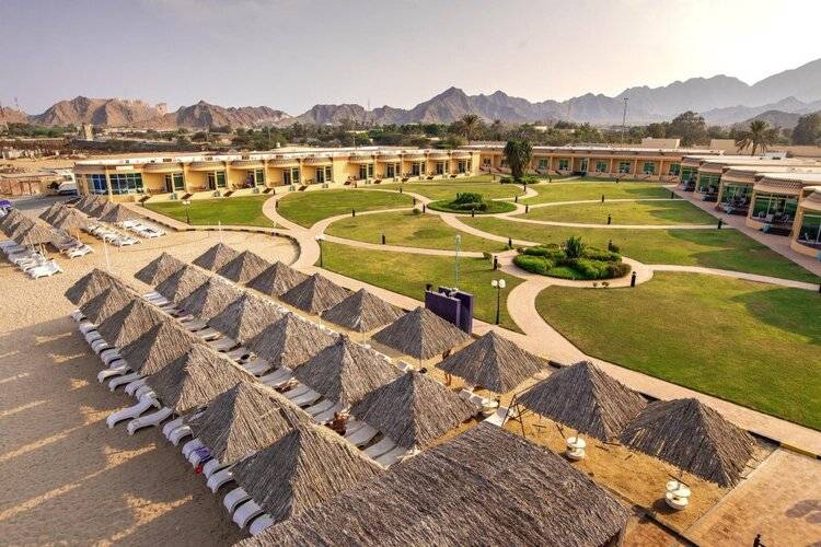Royal Beach Hotel And Resort