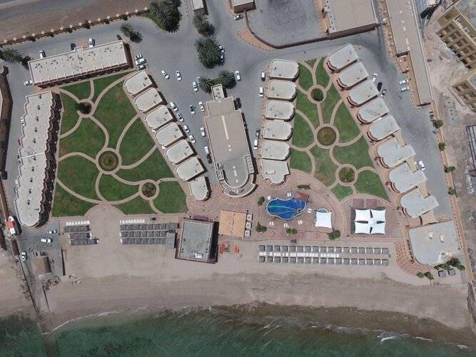 Royal Beach Hotel And Resort