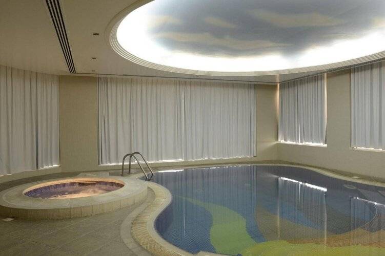 Royal Beach Hotel And Resort