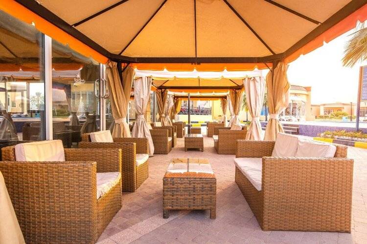 Royal Beach Hotel And Resort