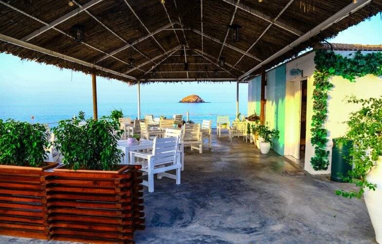 Royal Beach Hotel And Resort