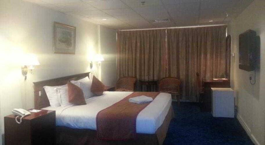 Sun And Sands Plaza Hotel