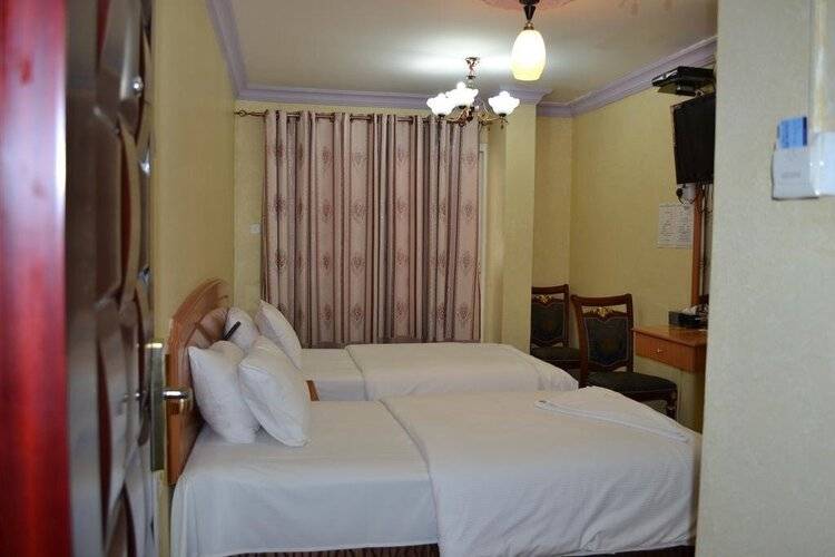 Maaeen Hotel