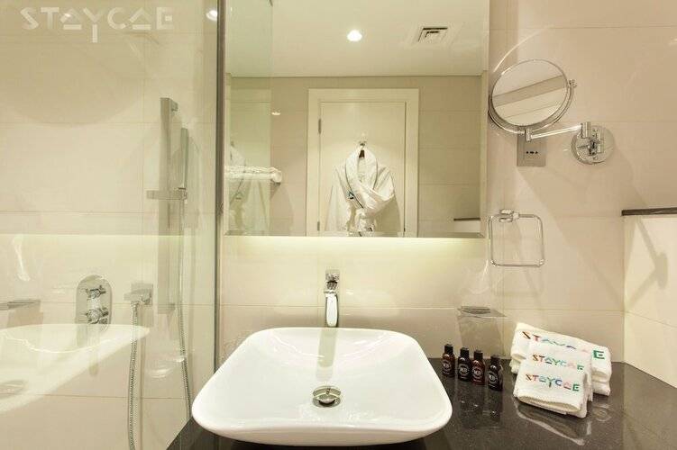 Majestine Downtown (Ex. Staycae Business Bay City View)