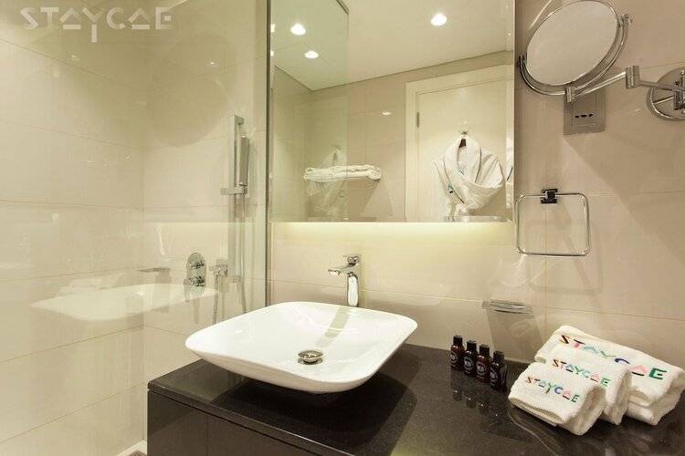 Majestine Downtown (Ex. Staycae Business Bay City View)