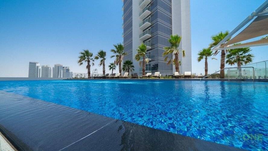 Elegant 1br Suite In Damac Hills