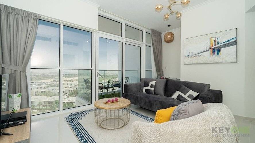 Elegant 1br Suite In Damac Hills