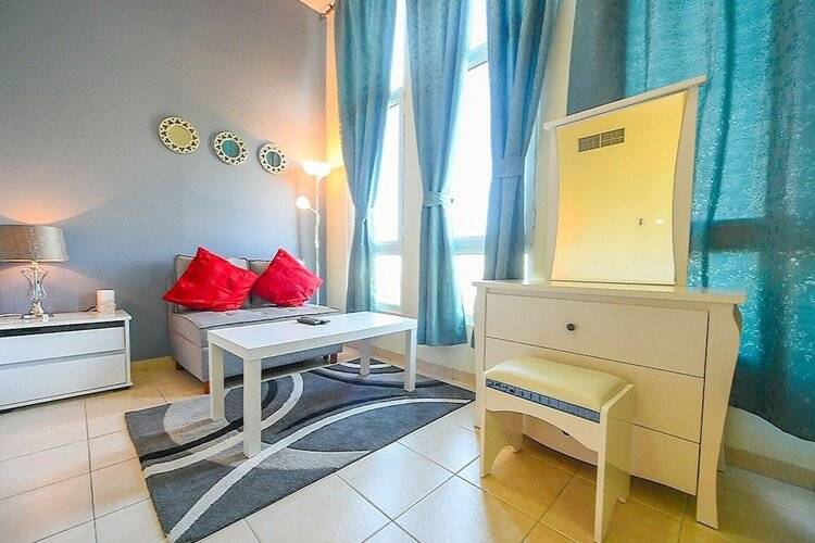 Snd - Bright And Spacious Studio