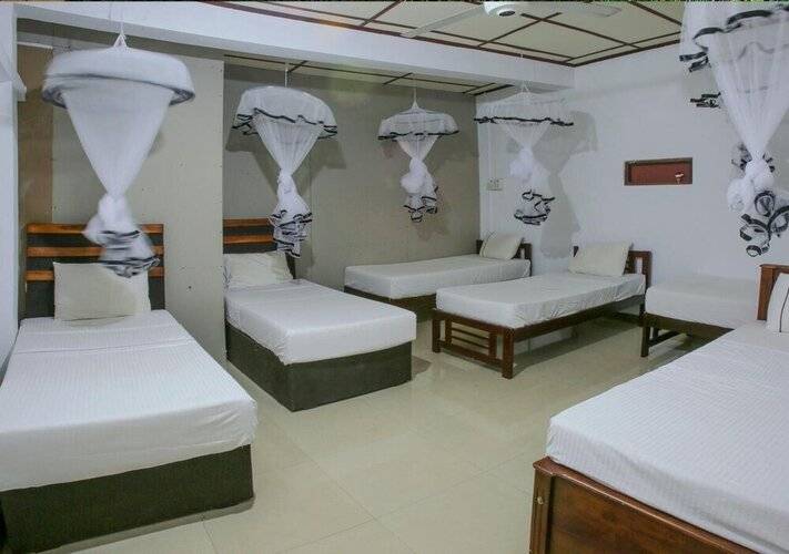 Aura City Hostel
