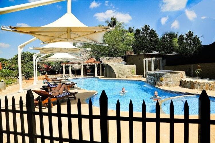 Avasta Resort & Spa