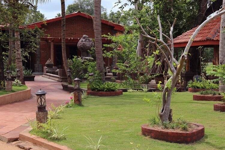 Avasta Resort & Spa