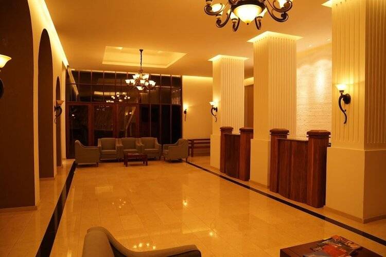 Avasta Resort & Spa
