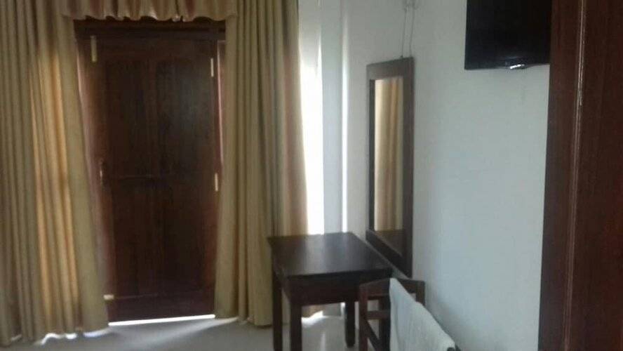 Padmasiri Holiday Resort
