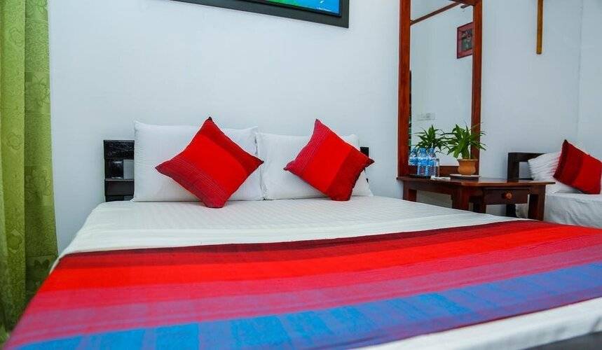 Thilaka City Hotel