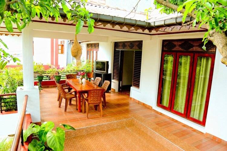 Thilaka City Hotel
