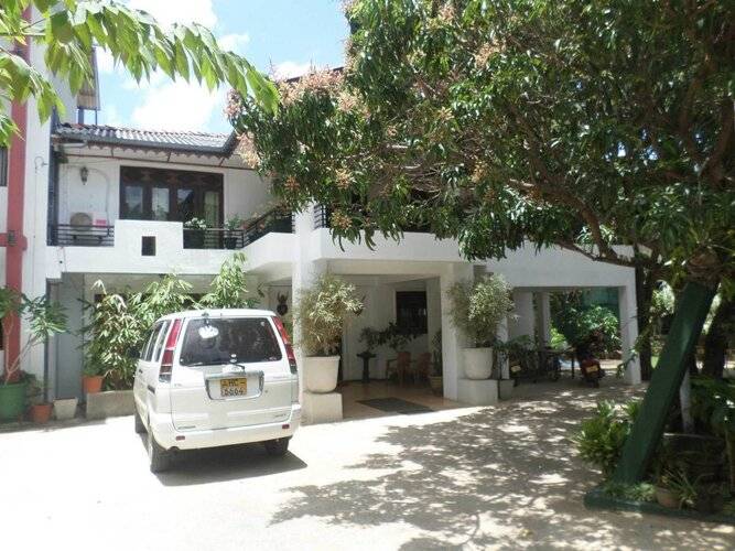 Thilaka City Hotel