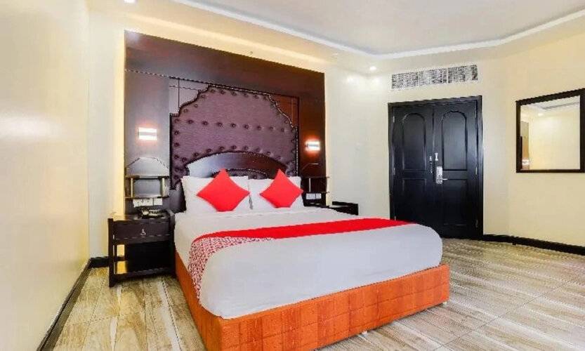 Shh Hotel