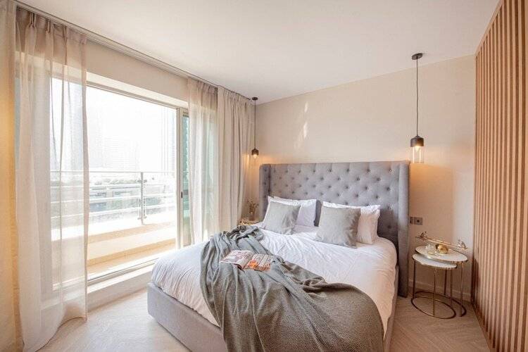 Nasma Luxury Stays- Blvd Central Podium