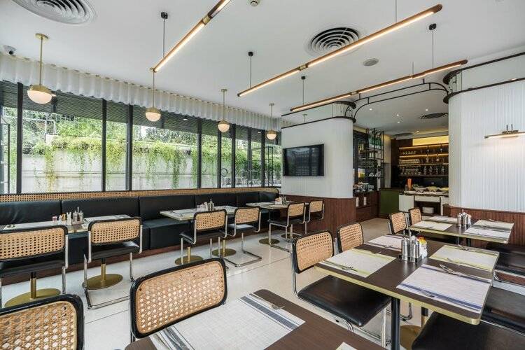 Amber Sukhumvit 85