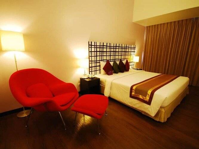 The Embassy Sathorn