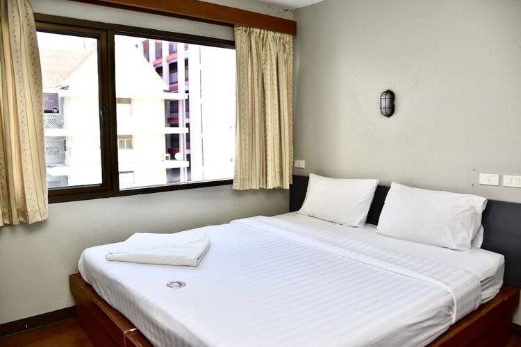 Mad Monkey Bangkok Hostel (Adults Only 18+)