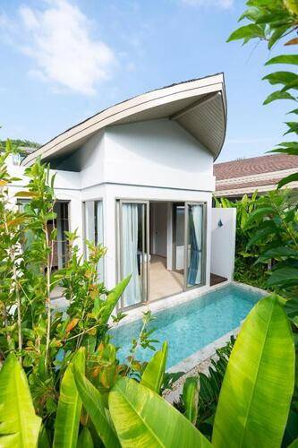 Panwaburi Beachfront Resort