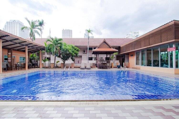 Teja Lakeview Apartments