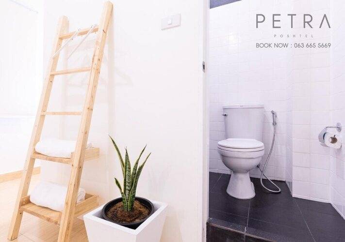 Petra Poshtel Donmuang