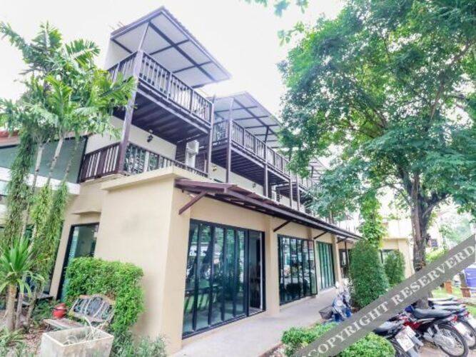 Nida Rooms Dino Park Karon