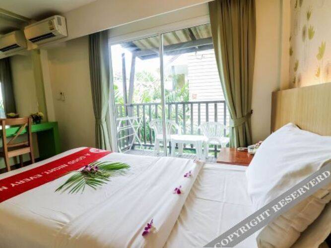 Nida Rooms Dino Park Karon