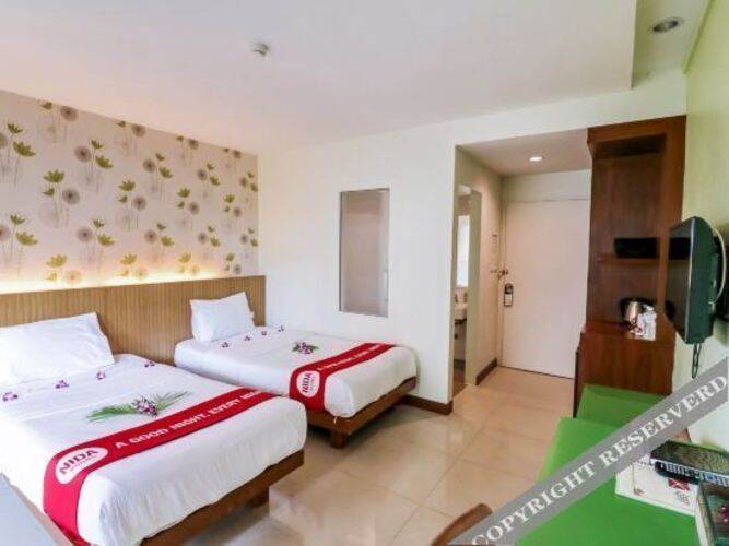 Nida Rooms Dino Park Karon
