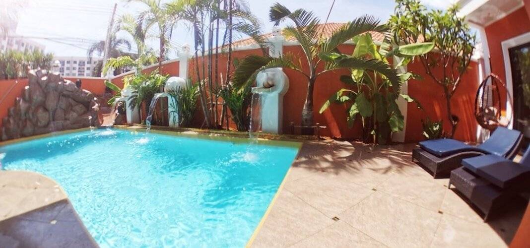 Tucheland Luxury Villa Pattaya Walking Street 7 Bedrooms Private Pool