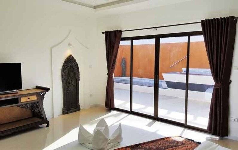 Tucheland Luxury Villa Pattaya Walking Street 7 Bedrooms Private Pool