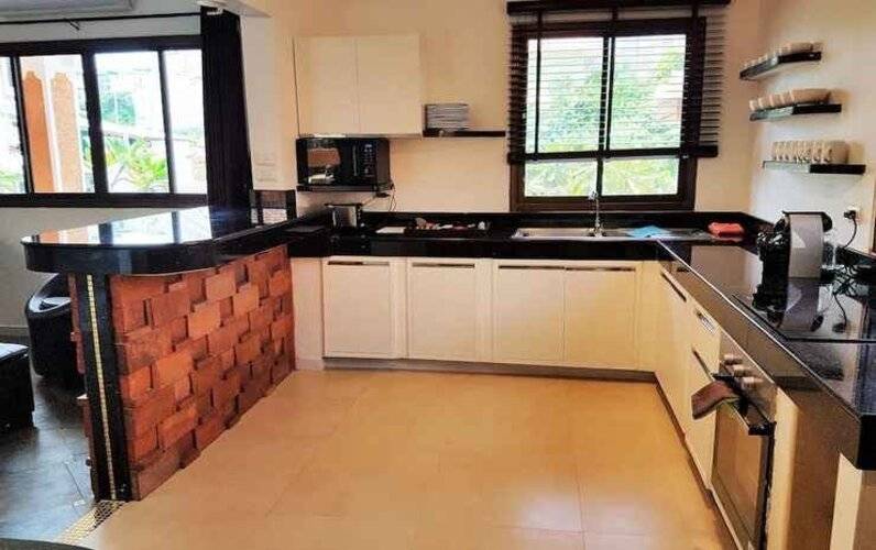 Tucheland Luxury Villa Pattaya Walking Street 7 Bedrooms Private Pool