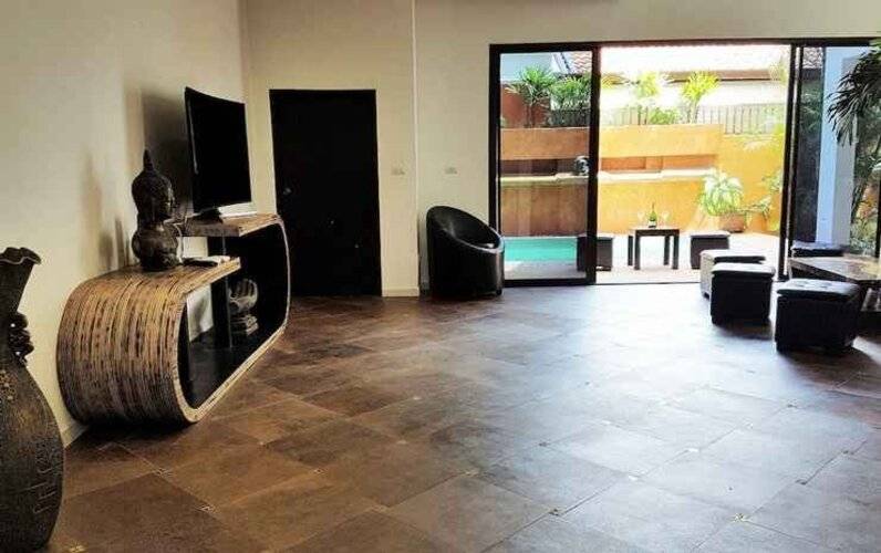 Tucheland Luxury Villa Pattaya Walking Street 7 Bedrooms Private Pool