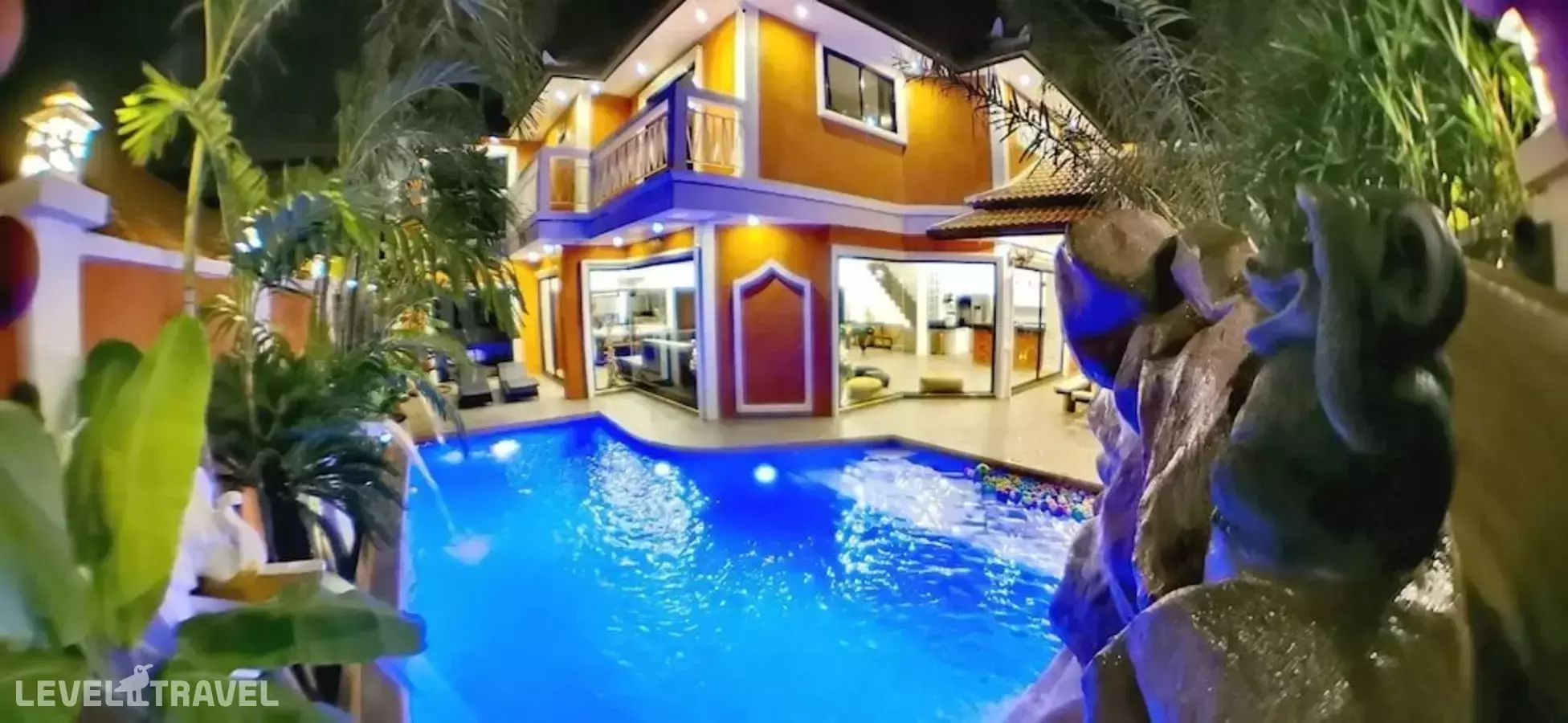 Tucheland Luxury Villa Pattaya Walking Street 7 Bedrooms Private Pool