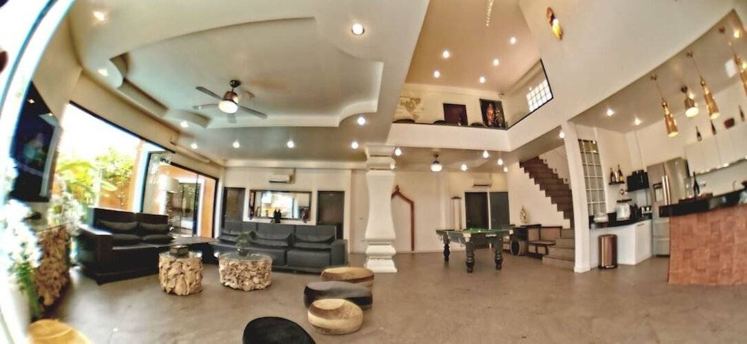 Tucheland Luxury Villa Pattaya Walking Street 7 Bedrooms Private Pool