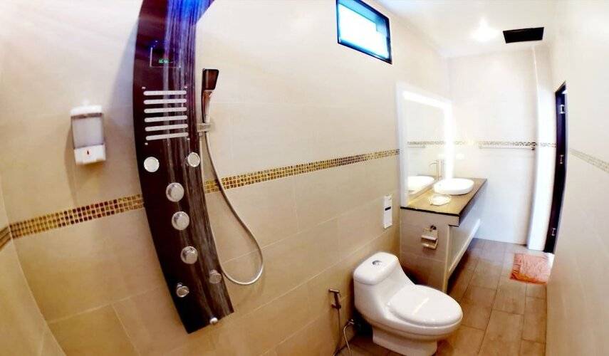 Tucheland Luxury Villa Pattaya Walking Street 7 Bedrooms Private Pool