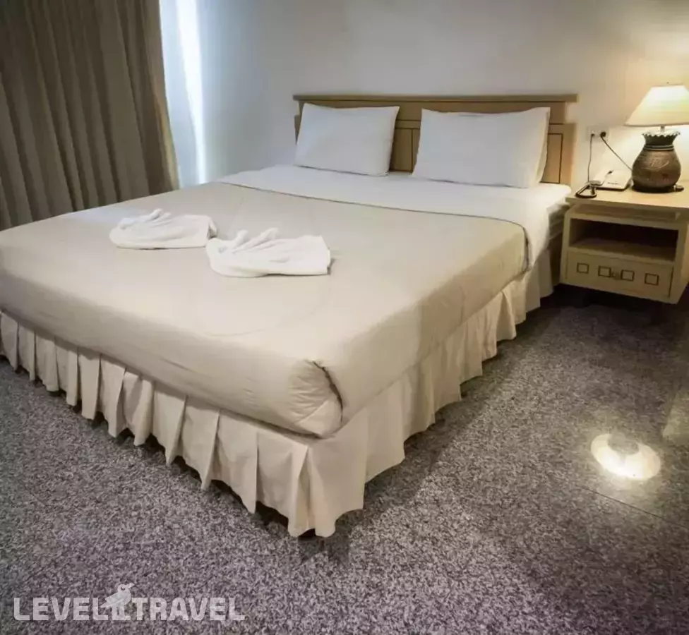 Maneerote Hotel Surin