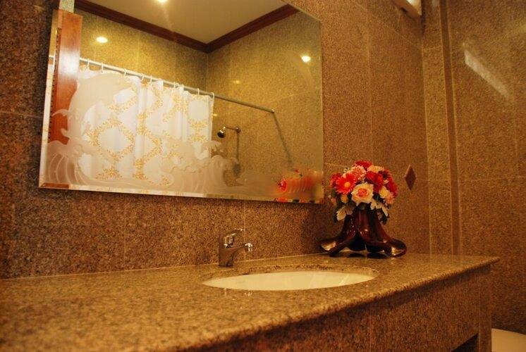 Martina Hotel
