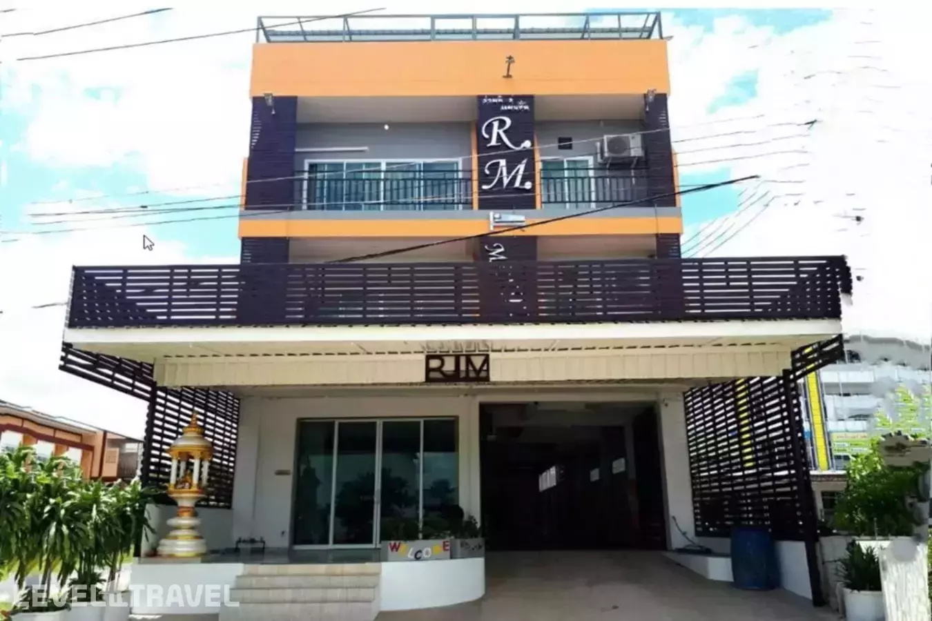 R.M. Mansion Surin
