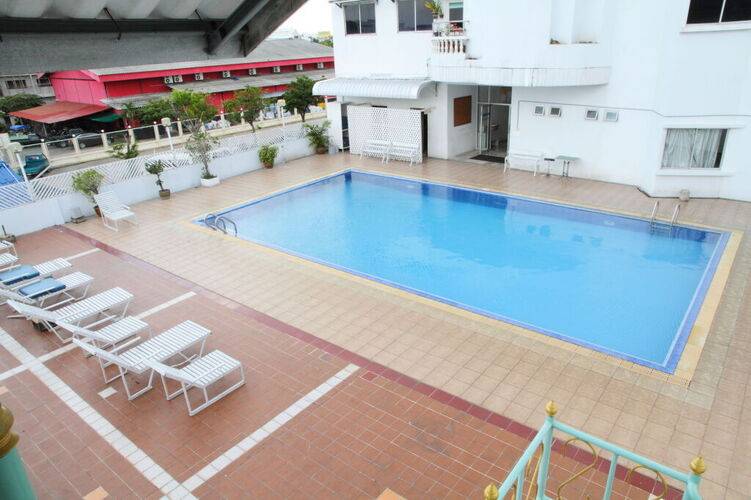 Thong Tarin Hotel