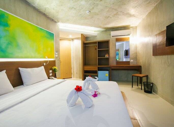 B2 Sea View Pattaya Boutique & Budget Hotel