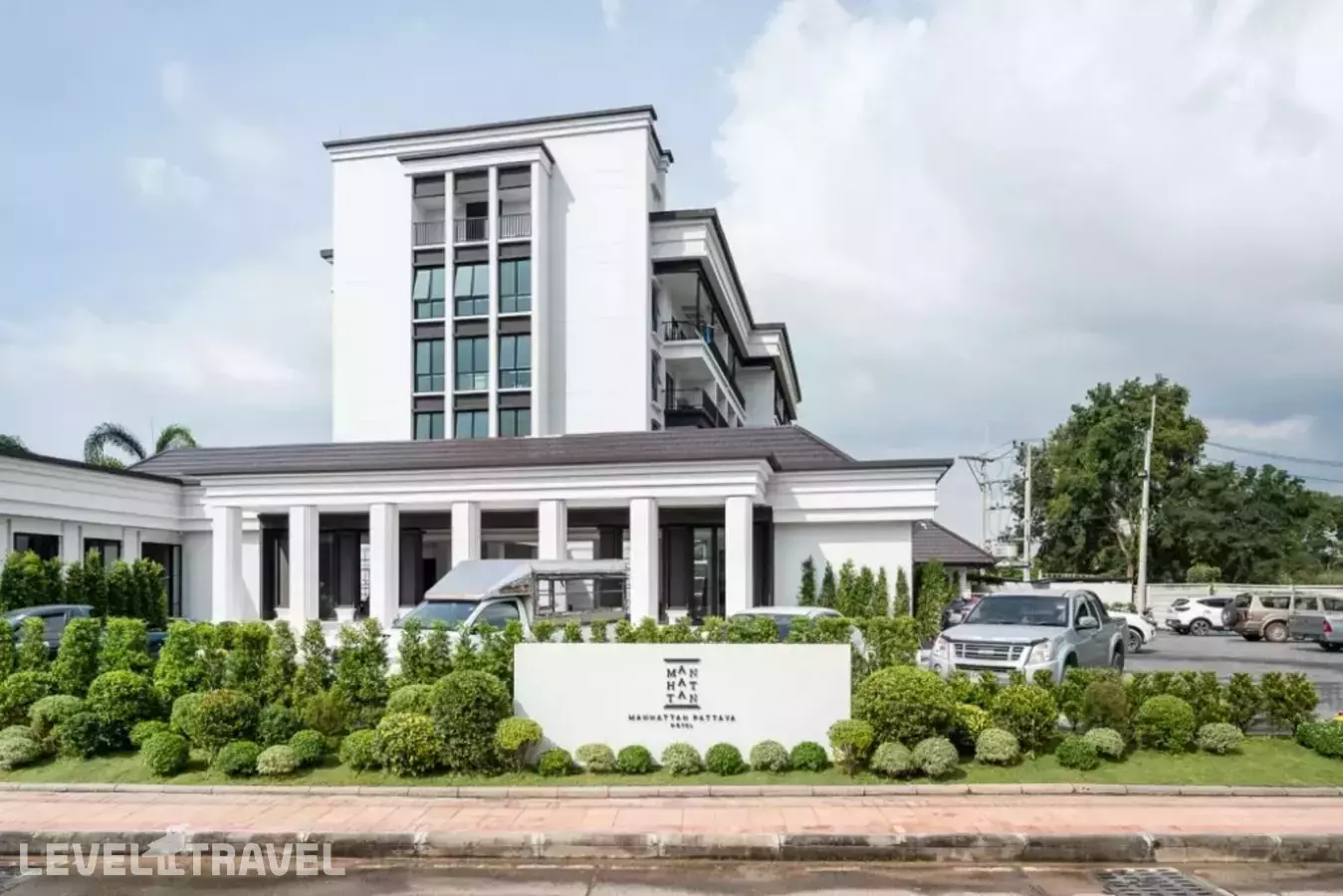 Manhattan Pattaya Hotel