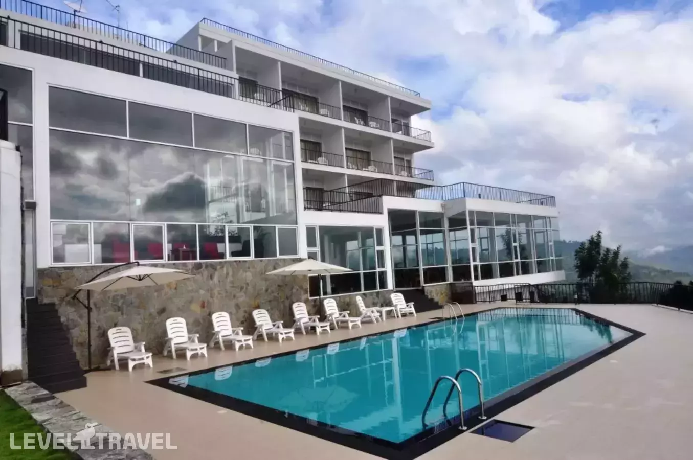 Heaven’S Edge By Ehi