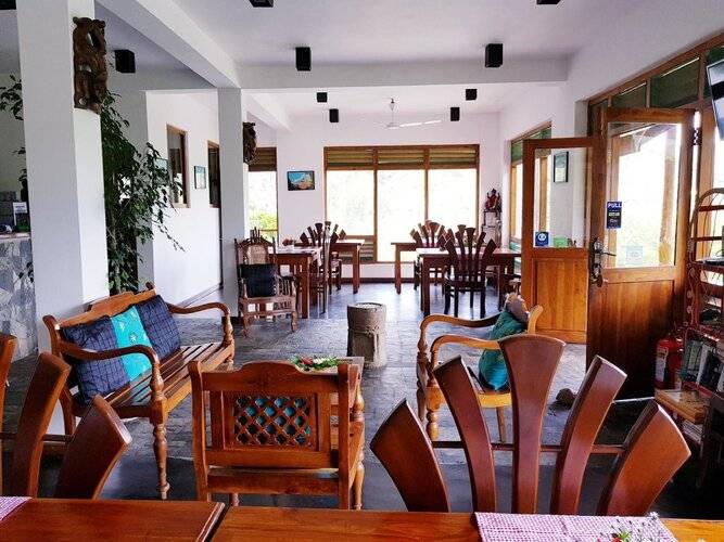 Lakshmis Hotel