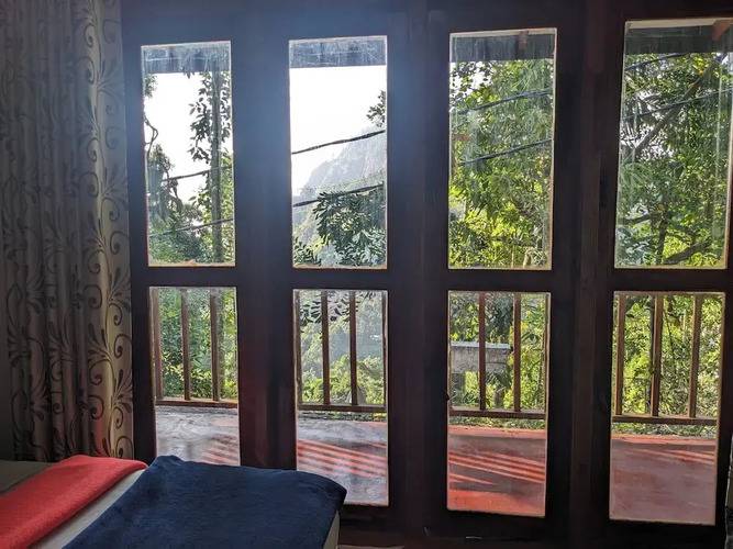 Ella Nature Nest