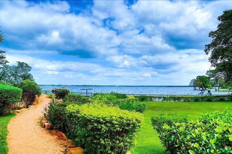 Miridiya Lake Resort